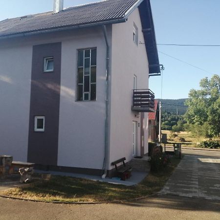 House Natali Vrhovine Exterior foto