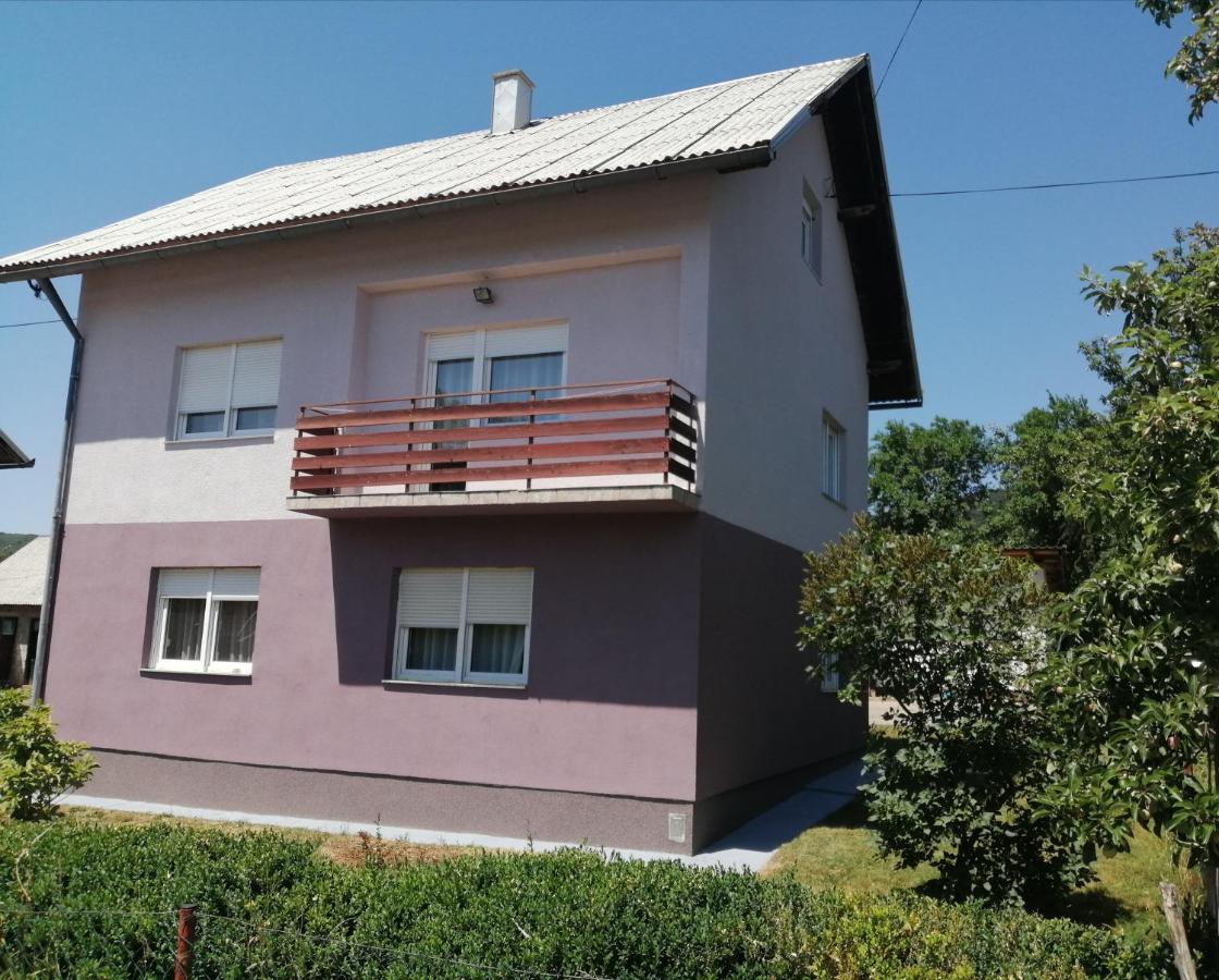 House Natali Vrhovine Exterior foto